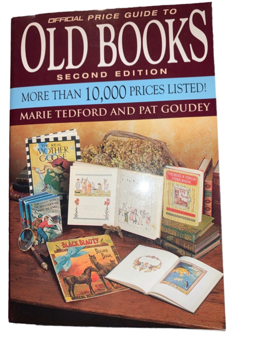 Unbranded Book Official Price Guide to Old Books 2nd edition 1997